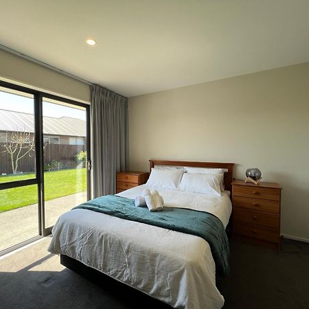 Wigram Sunny Quiet Home クライストチャーチ エクステリア 写真